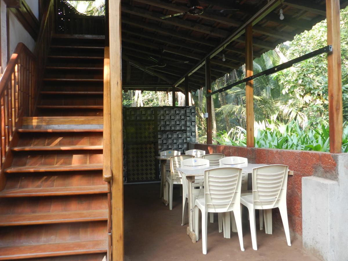 Hotel Bangli, The Finest Konkan Living Dāpoli Exterior foto